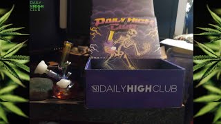 Reviewing the "Thunderstruck" Smoking Box from @DailyHighClub