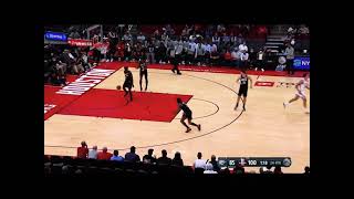 Rockets let KPJ get the ball for the triple double 😄