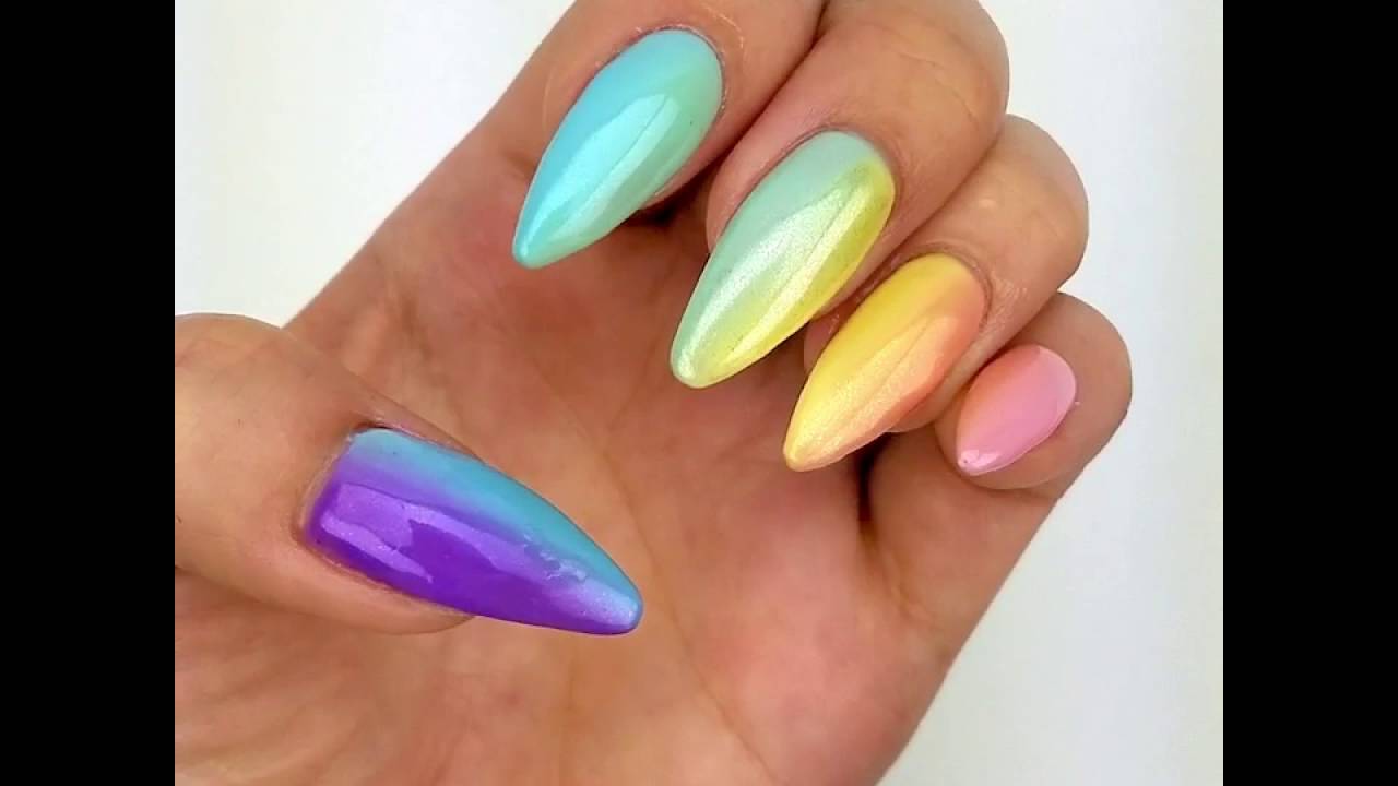 Opaline Dust - WiiNoShop - Iridescent Mermaid Nails
