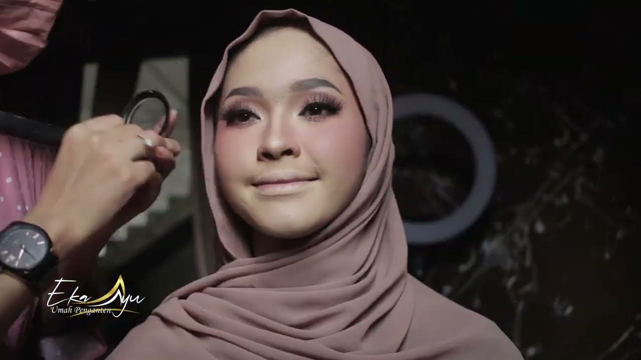 Tutorial Makeup Pengantin Hijab Modern | Eka Ayu Umah Penganten