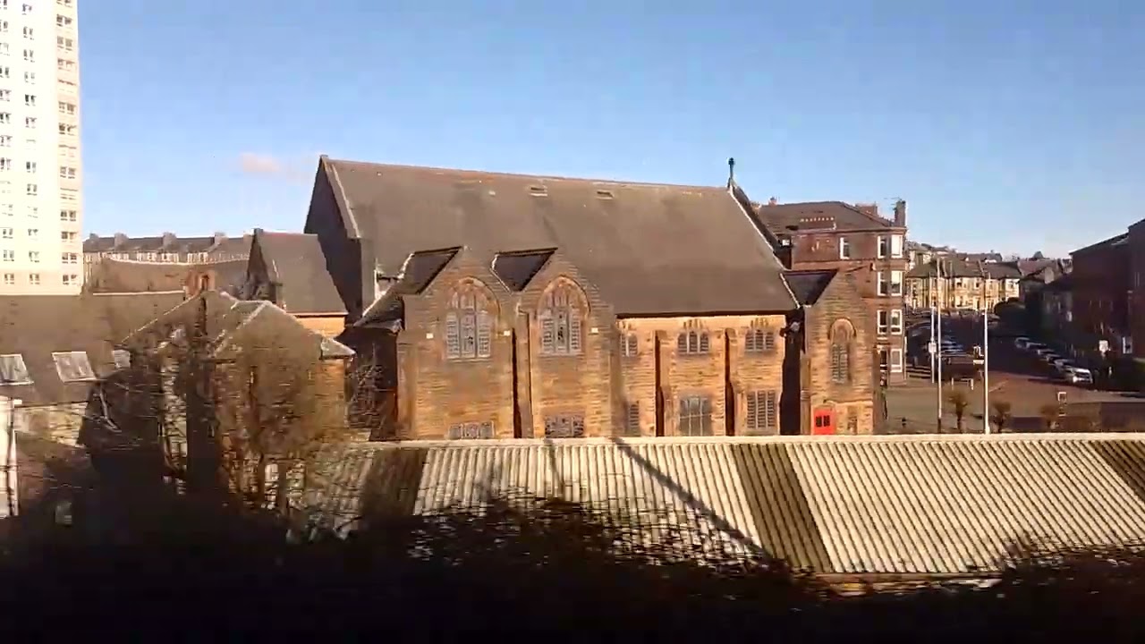 Train from Cathcart to Mount Florida on the Cathcart circle