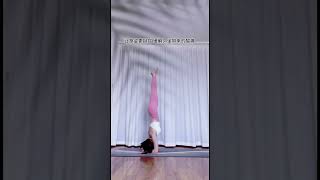Headstand Challenge: Transform Your Body & Shoulders at Home