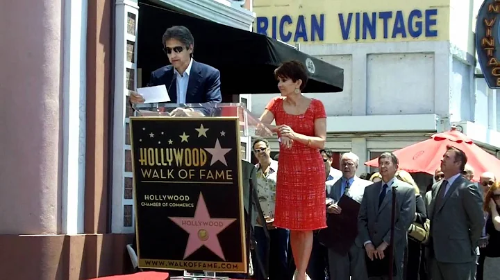 Ray Romano toasts Patricia Heaton at the Hollywood...