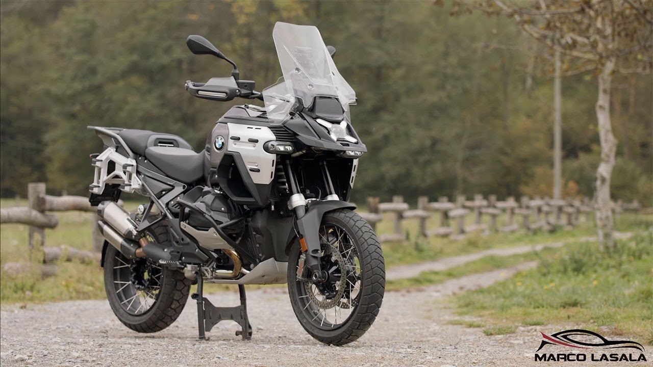 BMW R 1300 GS Adventure Triple Black