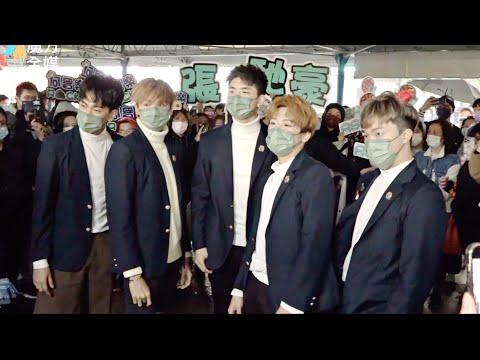 【天星碼頭玩快閃】張馳豪 冼靖峰 何晉樂 劉展霆 李紹堅 《兄弟幫》| 2021/12/26 《青春本我》男團快閃活動