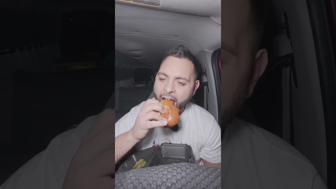 Wing stop hot honey rub chicken sandwich 