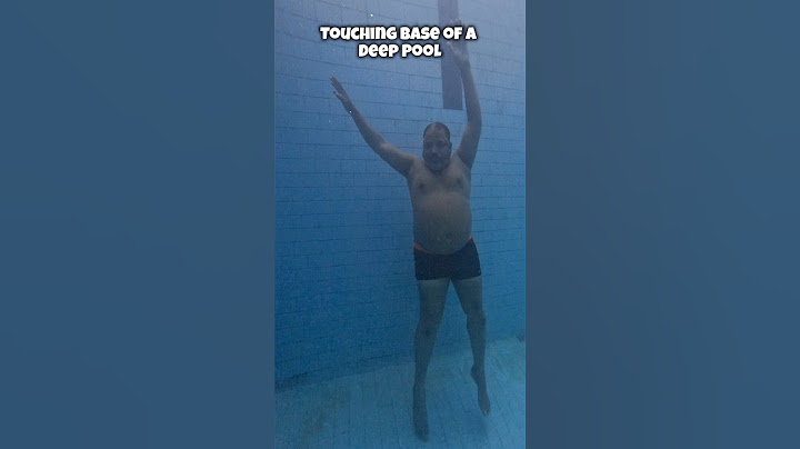 Touching the Base of a Deep Swimming Pool at 55+ Age 🏊🏻 #swimming #swimmingtips #deepwater