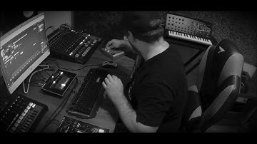 ACID/Electro/TECHNO. Techno machines.Roland TR,Behringer RD,Korg MS