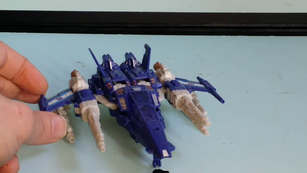 Revue Transformers Titans Return Triggerhappy & Blowpipe en Français.