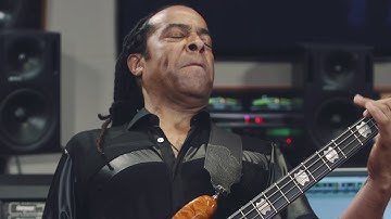 Doug Wimbish from Living Colour demos the Supro Fuzz pedal on Bass