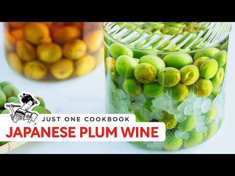 How to Make homemade JAPANESE PLUM WINE (Umeshu) 梅酒の作り方 (レシピ)