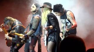 Ryan Roxie, Chuck Garric, Orianthi, Tommy Henrikson - short clip