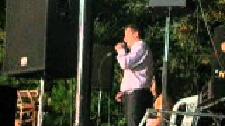 kissas vouzi domokou itia