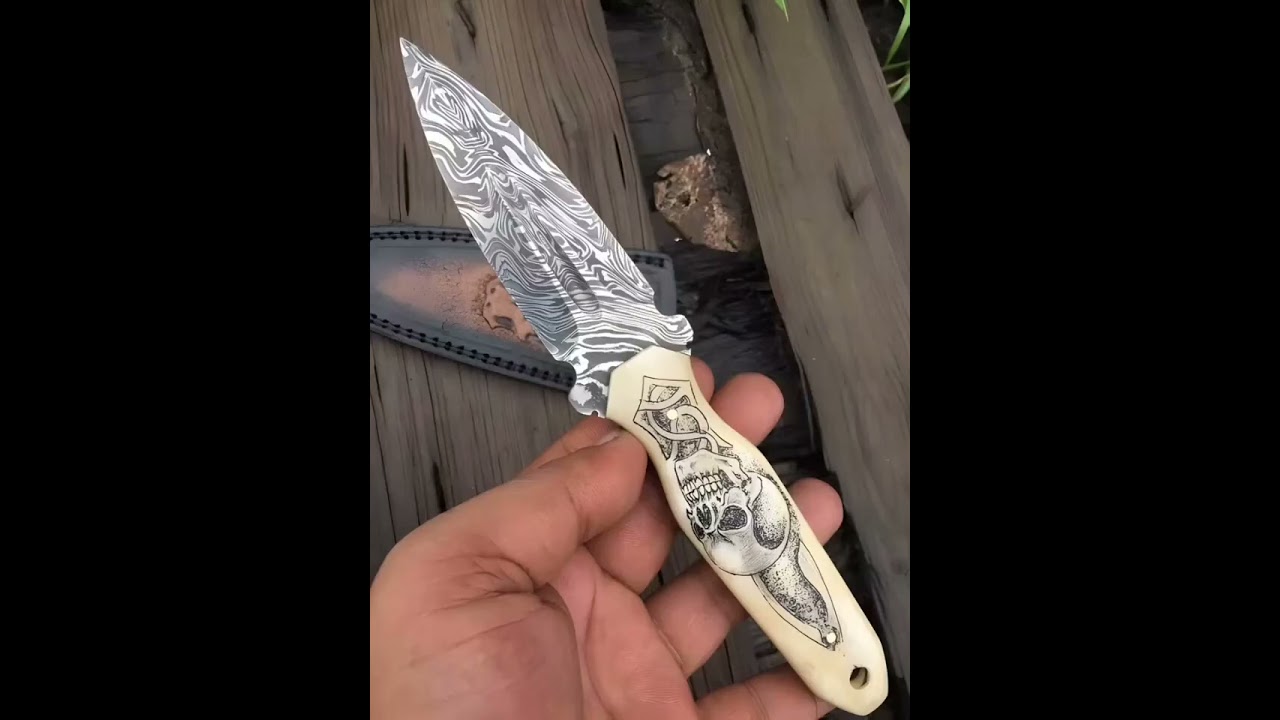 Stylish engraved skull Handmade Damascus dagger knife 