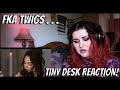 Capture de la vidéo Singer Reacts To Fka Twigs Live - (Tiny Desk Concert)