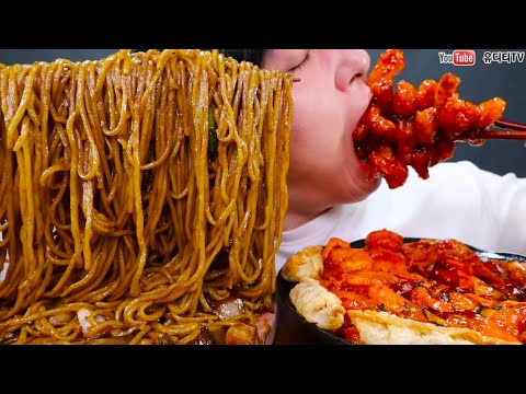 간짜장곱빼기 &amp;amp; 사천탕수육 &amp;amp; 칠리새우 &amp;amp; 군만두 최강조합 먹방 BLACK <strong>BEAN</strong> NOODLES &amp;amp; SPICY SHRIMP  &amp;amp; <strong>SWEET</strong> SOUR