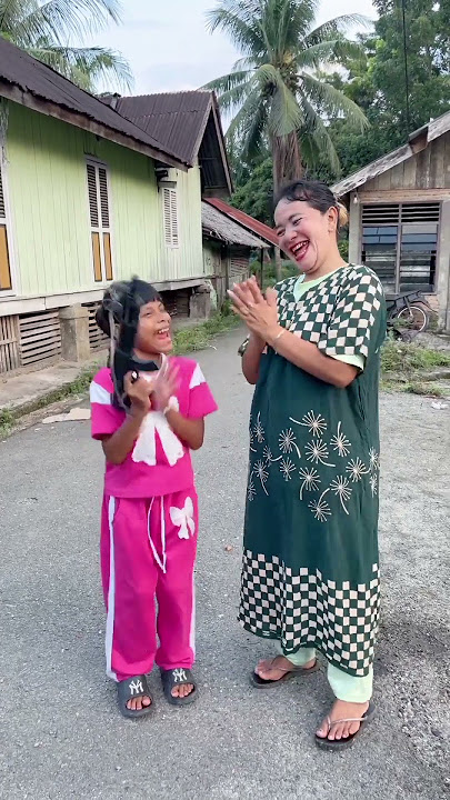 Mom, try to imitate this sound #shorts