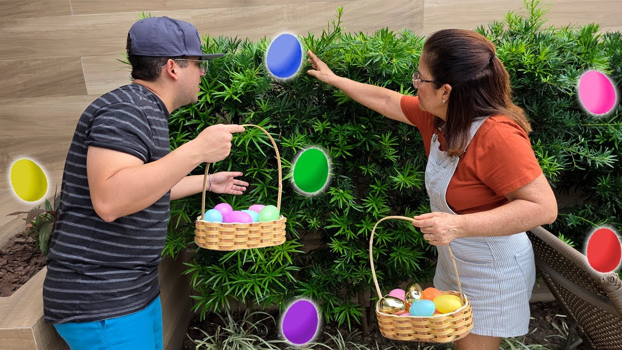 TEMOS QUE ENCONTRAR OS OVOS COLORIDOS ESCONDIDOS PELA CASA!