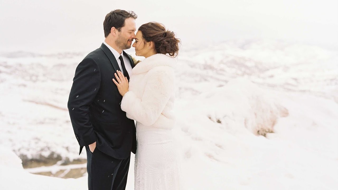 A Snowy Winter Wonderland Wedding in Park City, Utah With An Elevated Rustic Wedding Theme