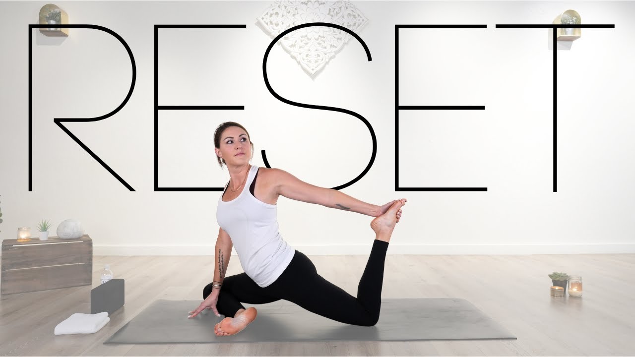 25 Minute Yoga Reset-All Levels Full Body Yoga Flow - YouTube