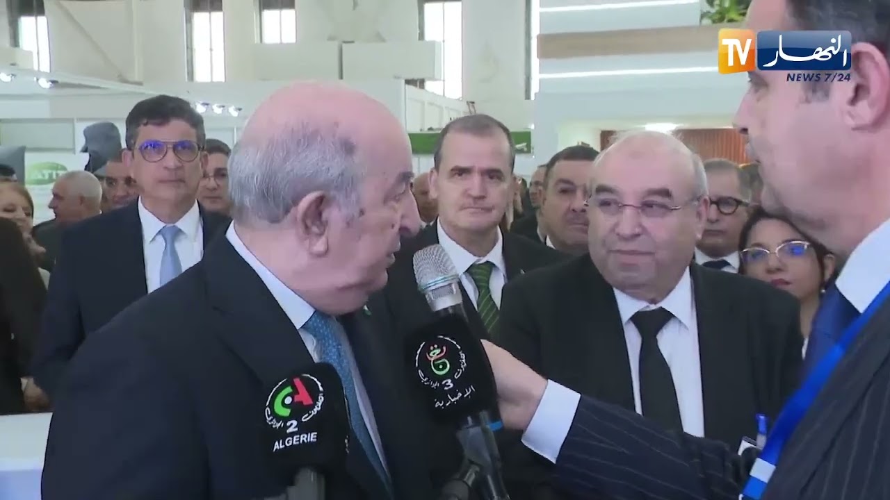 رئيس الجمهورية السيد عبد المجيد تبون يشيد بالديناميكية التي يعرفها قطاع الصناعة الصيدلانية .