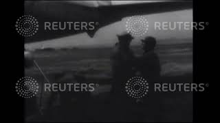 1950 General MacArthur arrives in Korea