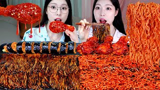 ASMR MUKBANG| Black SULGI and Red SULGI twins (Fire noodles, Black bean Mushroom, Seasoned Chicken).