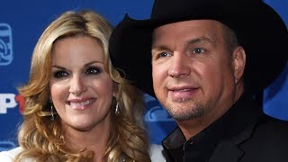 Video thumbnail of "Strange Facts About Garth Brooks And Trisha Yearwood's Marriage"