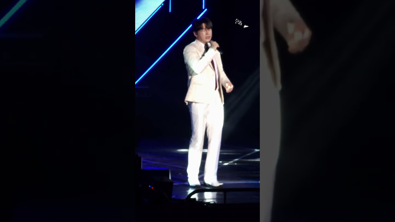 행사에서 처음으로 맺은 #타인 💙춘길짱 250816 #이천설봉산별빛축제 #춘길 #모세 #이리오너라 #인연 #사랑인걸 #국민오빠 #트로트가수 