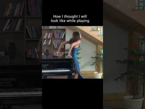 Bipasha Basu playing Piano | #funnyvideo #funnyshorts