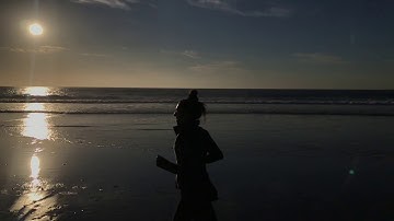 Undo Redo - A Familiar Feeling (Official Video)