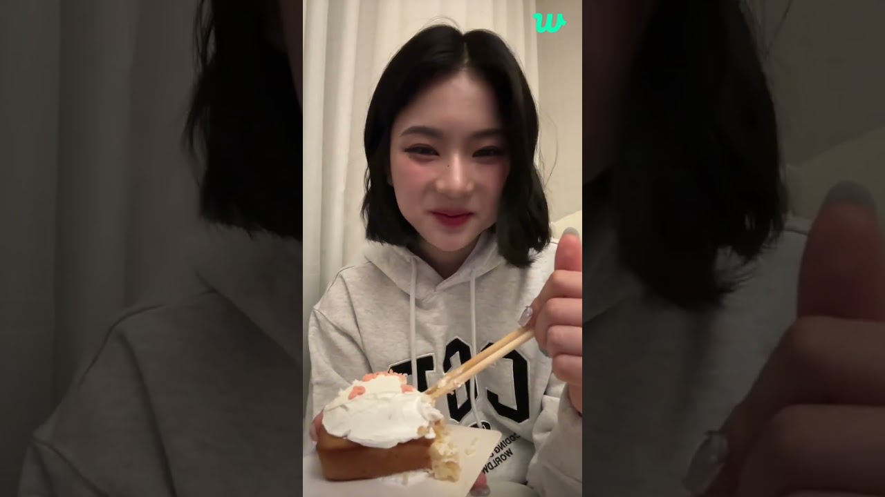 [ENG SUB] 241102 STAYC Isa Weverse LIVE | 이사 왔어요오