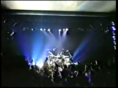 The Smiths - 12 That Joke Isn't Funny Anymore (Salford 86)