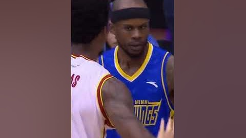 Hassan Thomas với cú block trước Vincent Nguyễn #vba #vba2023