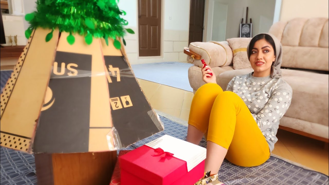 A Cozy Snowy Day Vlog | Winter Tea, Christmas Decor & Simple Joys