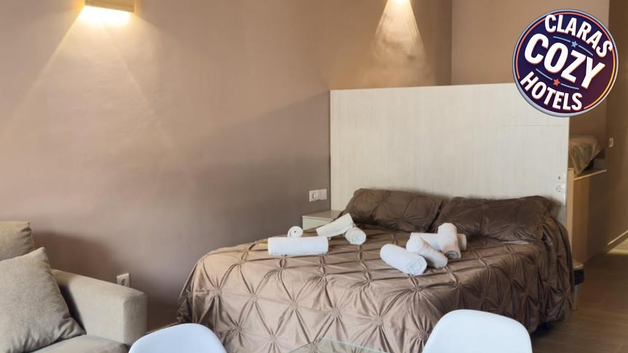 Apartamentos Basilica Santa Eulalia PARKING GRATIS | Merida, Spain | Hotel Review 🏨