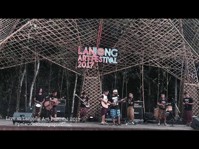 SAYANG - VIA VALLEN KERONCONG TINGKILAN COVER LIVE AT LANJONG ART FESTIVAL 2017 class=