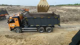 Трудовая неделя , на погрузке самосвалов! Экскаватор#100 loading dump trucks komatsu PC300