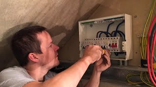 An Electricians Day On The Job - Consumer unit Install//Wylex//Flat Update .