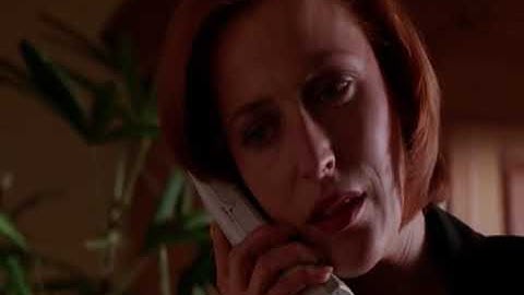 The X-Files: “all things” (7x17) | Mulder calls Scully