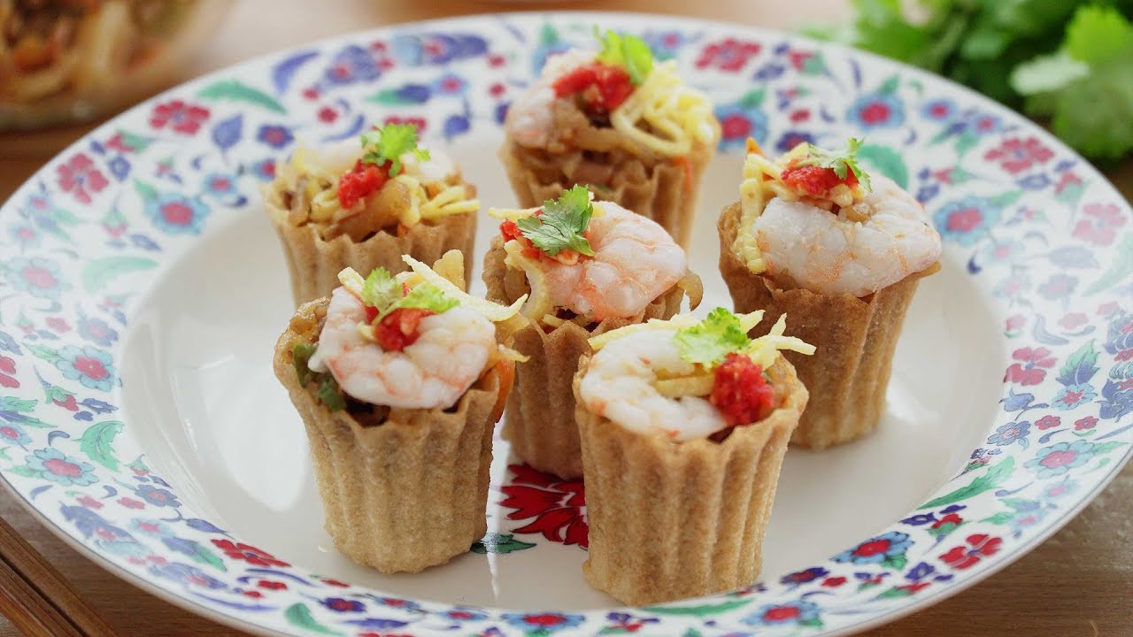 Kueh Pie Tee  - 小金杯