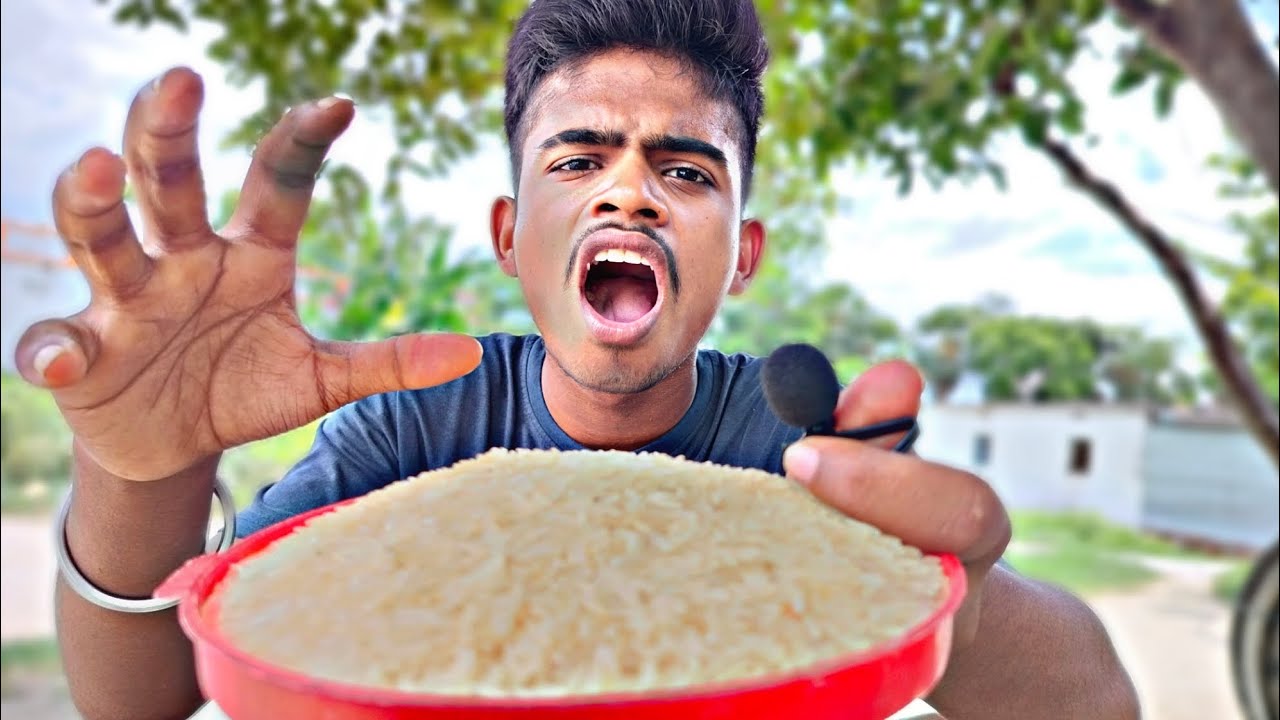 raw rice eating कच्चा चावल raw rice lovers - YouTube