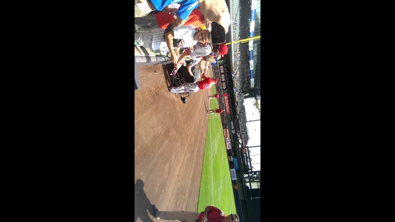 Mike Trout signing autographs at Miller Park