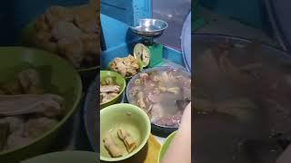 Download Lagu SEKBA BLI KETUT BANDARLAMPUNG — ENAKKK!! 😋 #sekba #jeroanbabi #kulinerbabi #streetfood #lampung MP3