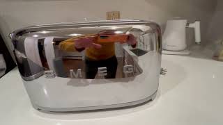Smeg 4-Slice Toaster-Chrome