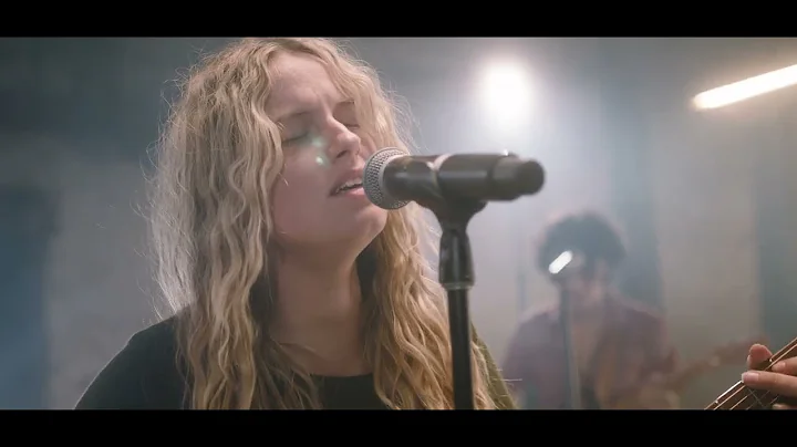 Abby Hamilton - Fast (Live)