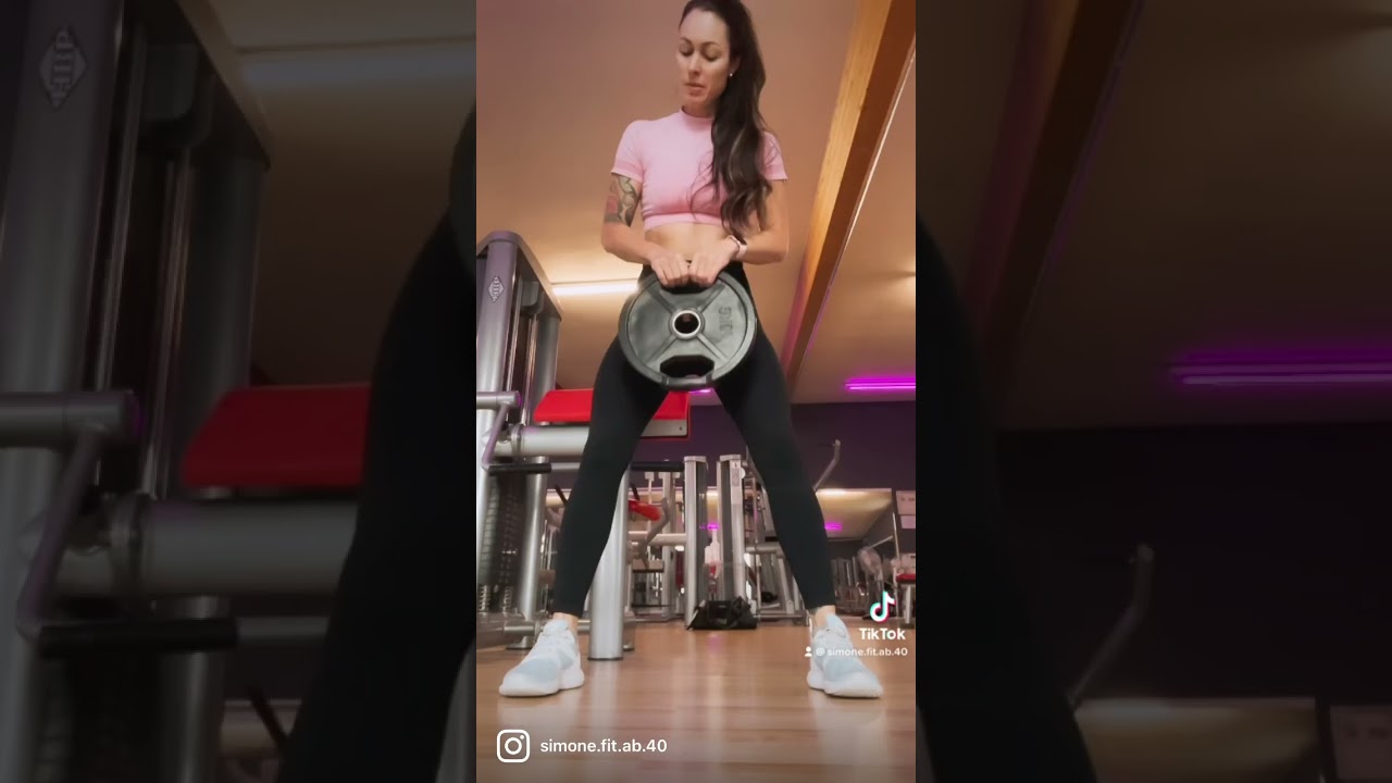 Beste 🍑 Übung ab 40ig! So trainieren wir Po und Beine gleichzeitig!