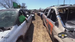 Game Winning Drives: Smashing cars in the Steel City screenshot 3