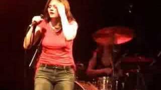 The Donnas - I Don&#39;t Care (Live)