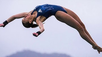 How To Do a Front Dive Tuck 1 0